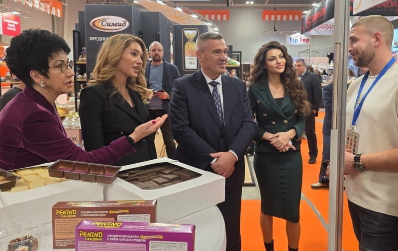 Ива Иванова присъства на церемония по освещаване на хляба -1